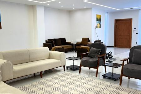 ویلا تریپلکس استخردار در فرح آباد