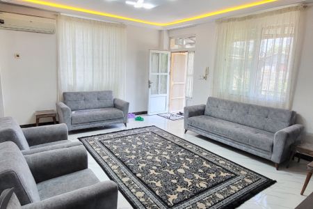 خانه حیاط دار در خشکبیجار - نوشر
