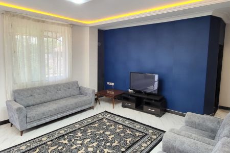 خانه حیاط دار در خشکبیجار - نوشر
