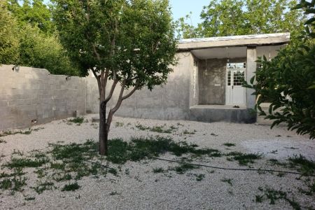خانه باغ استخردار در سپیدان - دم قنات