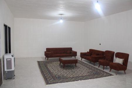 ویلا استخردار در چهارباغ - ملک آباد