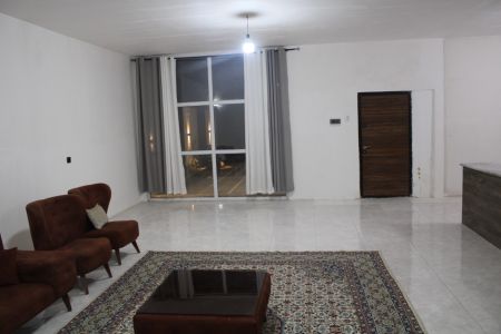 ویلا استخردار در چهارباغ - ملک آباد