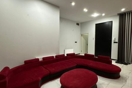 ویلا استخردار در چهارباغ - کهریزک