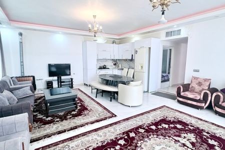 Villa with Pool on Soheiliyeh Road