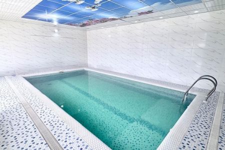 Villa with Pool on Soheiliyeh Road