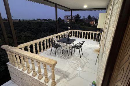 House with a balcony and kiwi garden view in Parehsar - 2nd floor