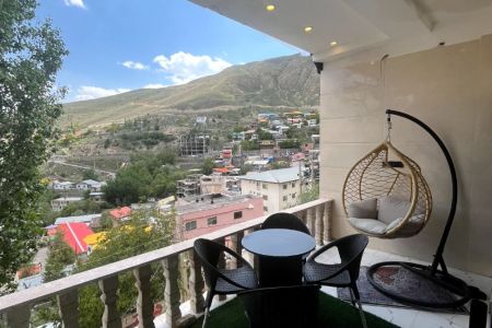 خانه دوبلکس با حوضچه آبگرم در رینه لاریجان