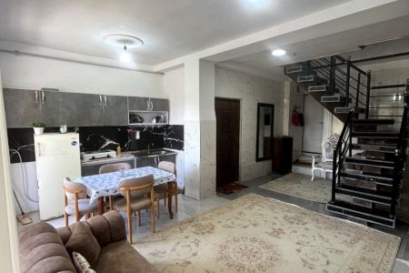 خانه دوبلکس با حوضچه آبگرم در رینه لاریجان