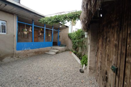 خانه روستایی کاهگلی در لشت نشاء