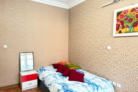 سوئیت مبله در تهران - خیابان آزادی - همکف