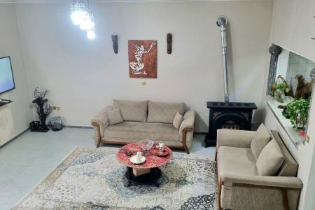 خانه ویلایی در مرکز شهر تنکابن - طبقه اول