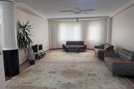 آپارتمان در کلیبر - طبقه ۲ یا ۴