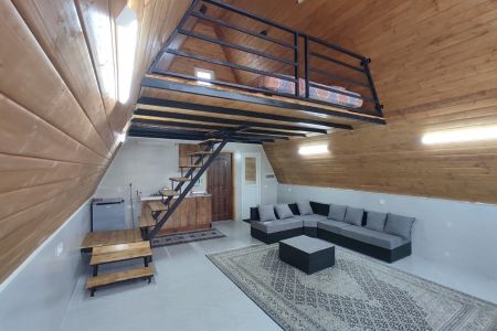 کلبه سوئیسی در مرزیکلا