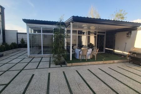 ویلا استخردار در چهارباغ - ملک آباد