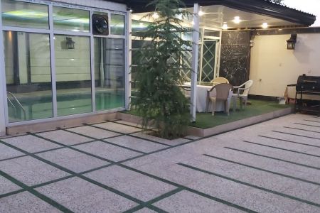ویلا استخردار در چهارباغ - ملک آباد