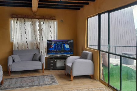 کلبه با تراس رو به جنگل در جواهرده - سلمل