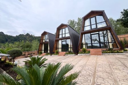 کلبه سوئیسی جکوزی دار در لاهیجان - گمل