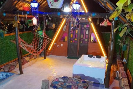 کلبه سوئیسی جکوزی دار در نوشهر - کنیچ