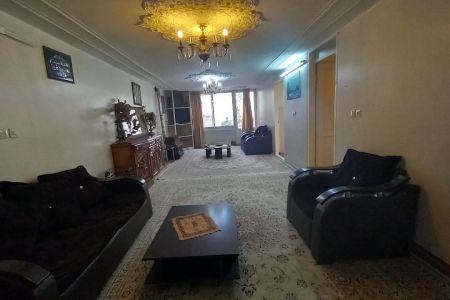 خانه مبله نزدیک باغ غدیر اصفهان - همکف