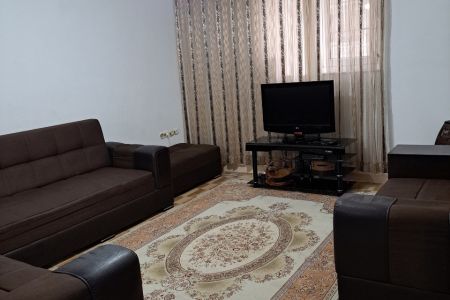 خانه مبله نزدیک استخر لاهیجان - همکف