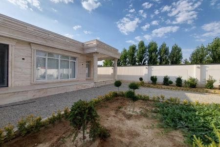 ویلا با استخر و جکوزی در چهارباغ - ابراهیم آباد