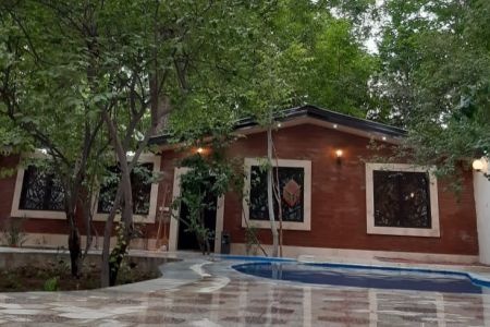 ویلا استخردار در باغ بهادران - واحد ۲