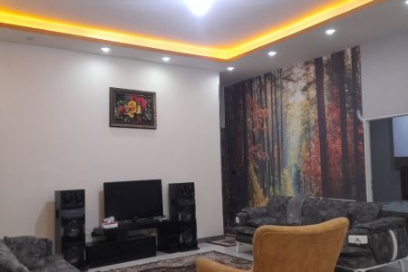 ویلا با استخر در چهارباغ - سنقرآباد