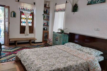 سوئیت با معماری اصیل در همدان - واحد بهار