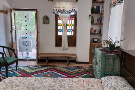 سوئیت با معماری اصیل در همدان - واحد بهار