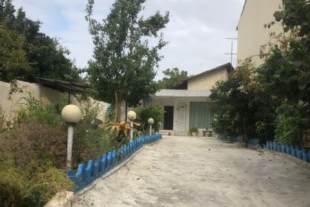 خانه ویلایی در محمود آباد - خیابان امام