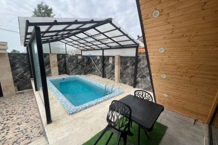 کلبه سوئیسی استخردار در رشت - سید شریف