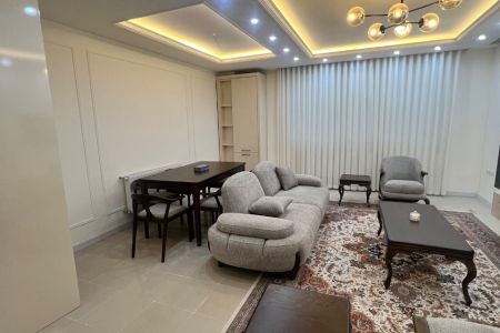 سوئیت مبله در سرعین - خیابان ولیعصر - ط ۲