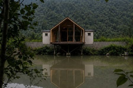 کلبه چوبی در لفور - پاشاکلا