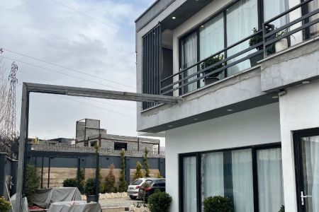 خانه ویلایی استخردار در خورین رودهن -همکف