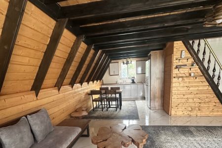 کلبه سوئیسی با جکوزی در نشتارود - حبیب آباد