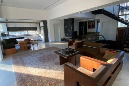 ویلا تریبلکس جکوزی دار در شهرک نمک آبرود