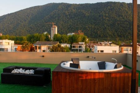 ویلا تریبلکس جکوزی دار در شهرک نمک آبرود