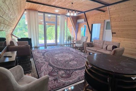 کلبه سوئیسی در شاندرمن - دران