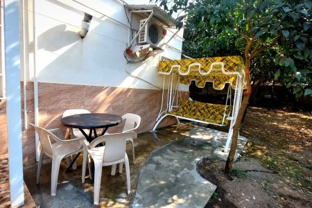 سوئیت حیاط دار در چابکسر - همکف
