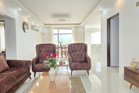 خانه مبله در نعمت آباد خرم آباد - ط۳ واحد ۲