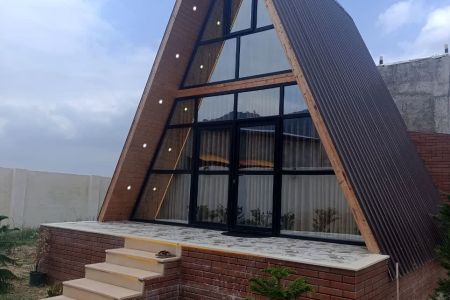 کلبه سوئیسی در گلوگاه - ریحان آباد