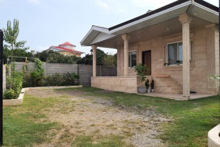 خانه ویلایی نزدیک ساحل پره سر