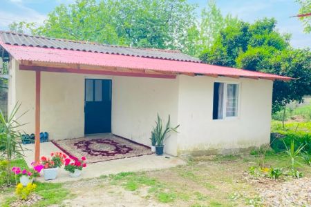 سوئیت حیاط دار در فومن - خانه وانه