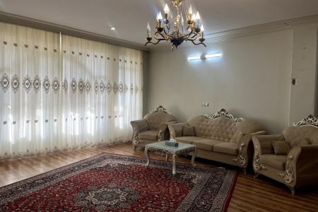 خانه ویلایی در اصفهان - شهرک الهیه - همکف