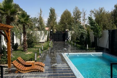 فيلا ثلاثية الطوابق مع مسبح وجاكوزي في سهيلية