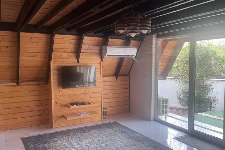 کلبه سوئیسی با جکوزی در نشتارود - حبیب آباد