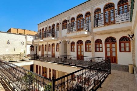 بوتیک هتل نزدیک نقش جهان - شاهنشین