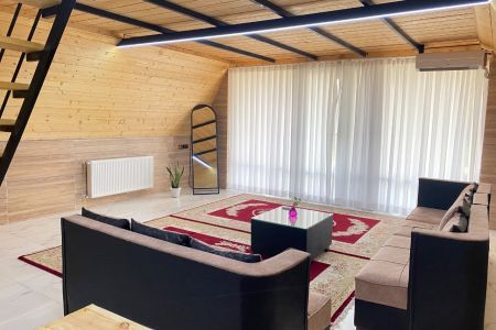 کلبه سوئیسی در شاندرمن