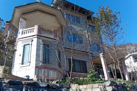 ویلا دوبلکس با چشم انداز جنگلی در سه هزار