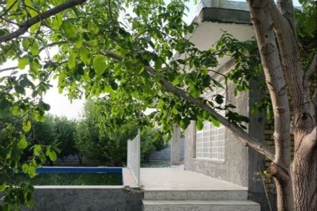 خانه باغ استخردار در سپیدان - دم قنات